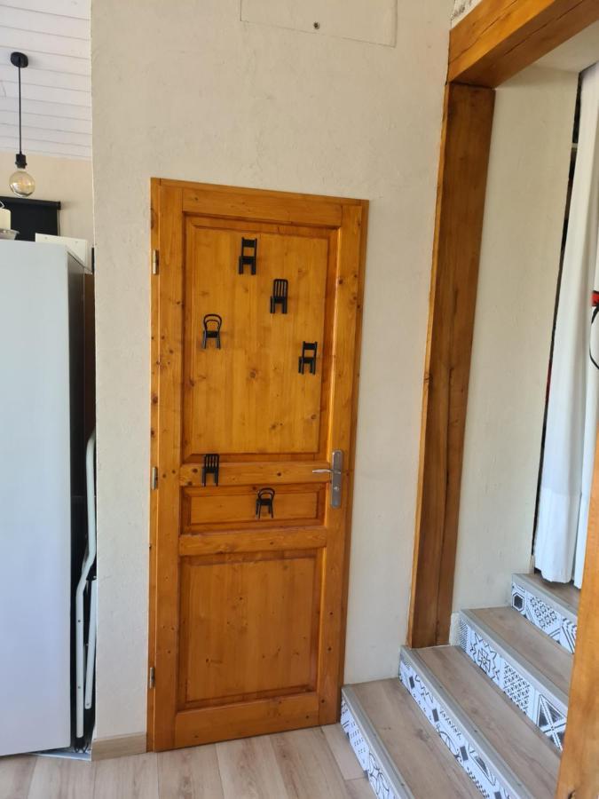 Gite Chez Tiane Saint-Flour-L'Etang エクステリア 写真
